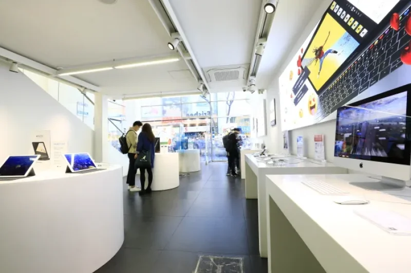 Myeong-dong Branch of Frisbee Korea (프리스비명동점)[한국관광품질인증/Korea Quality] (4/13)