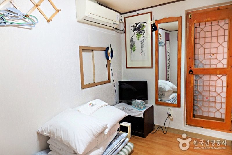 Yeonwoo Guesthouse (연우하우스)[한국관광품질인증/Korea Quality] (4/20)