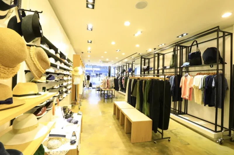 Platform Place Myeong-dong Branch (플랫폼 플레이스(명동점)) (3/15)