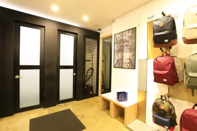 Platform Place Myeong-dong Branch (플랫폼 플레이스(명동점)) (5/15)