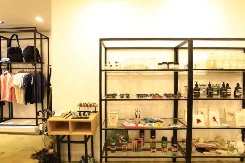 Platform Place Myeong-dong Branch (플랫폼 플레이스(명동점)) (8/15)