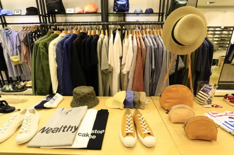 Platform Place Myeong-dong Branch (플랫폼 플레이스(명동점)) (10/15)