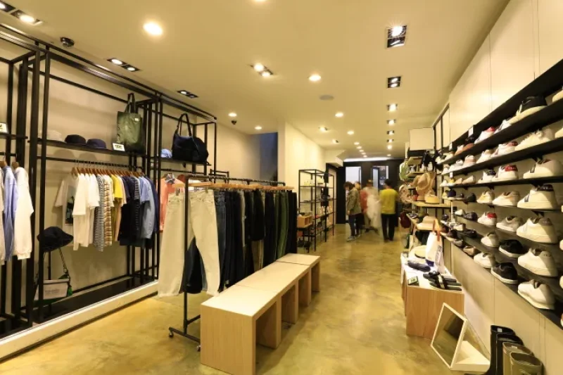 Platform Place Myeong-dong Branch (플랫폼 플레이스(명동점)) (14/15)