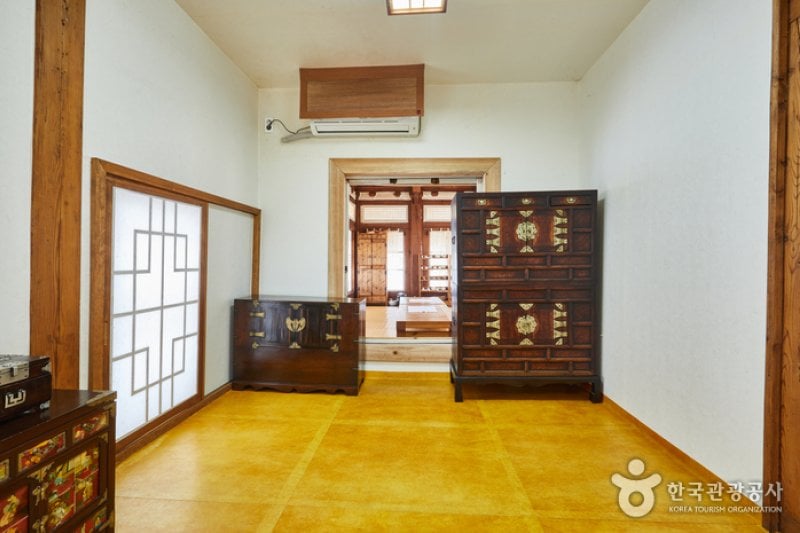 The Head House of Jeong On (정온선생종택)[한국관광품질인증/Korea Quality] (12/34)