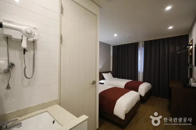 Indy Hotel Guesthouse (인디호텔게스트하우스)[한국관광품질인증제/ Korea Quality] (6/13)