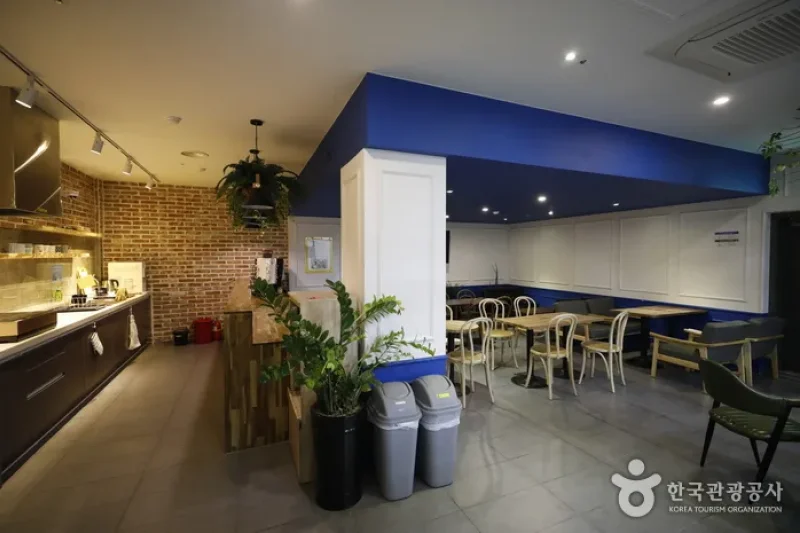 Indy Hotel Guesthouse (인디호텔게스트하우스)[한국관광품질인증제/ Korea Quality] (10/13)