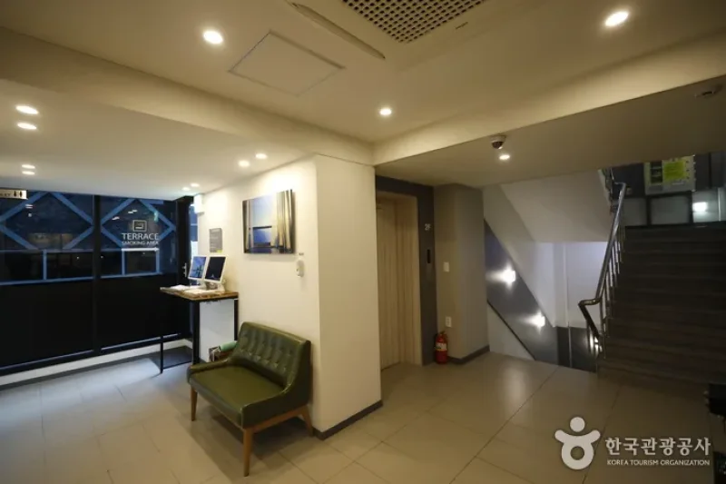 Indy Hotel Guesthouse (인디호텔게스트하우스)[한국관광품질인증제/ Korea Quality] (12/13)
