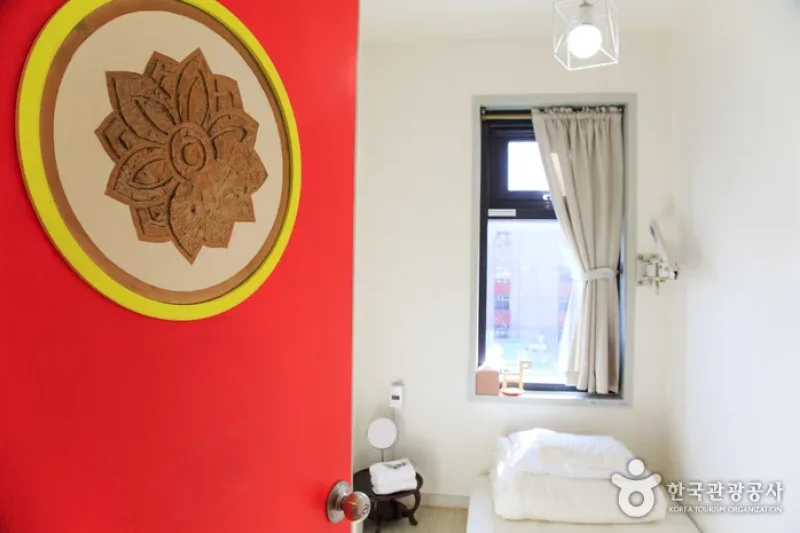 Jeju Olle Tourist Center (Pungnang Ltd.) (유한회사 풍낭-제주올레여행자센터) [한국관광품질인증제/ Korea Quality] (3/13)