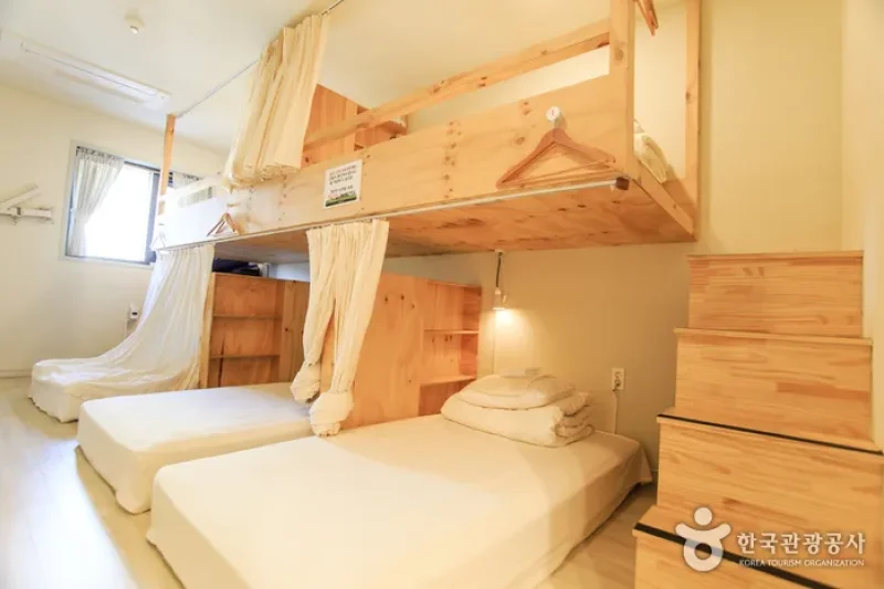 Jeju Olle Tourist Center (Pungnang Ltd.) (유한회사 풍낭-제주올레여행자센터) [한국관광품질인증제/ Korea Quality] (8/13)