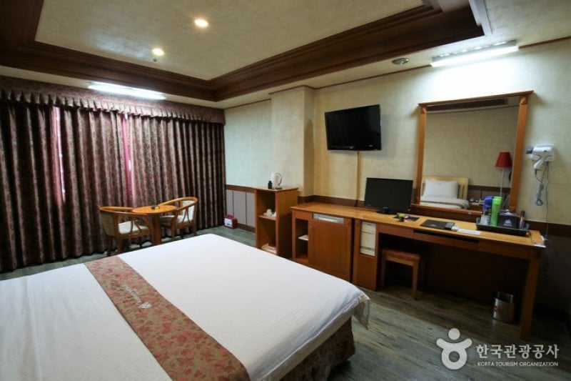 Business Hotel Renaissance (비즈니스 호텔 르네상스 호텔)[한국관광품질인증/Korea Quality] (6/34)