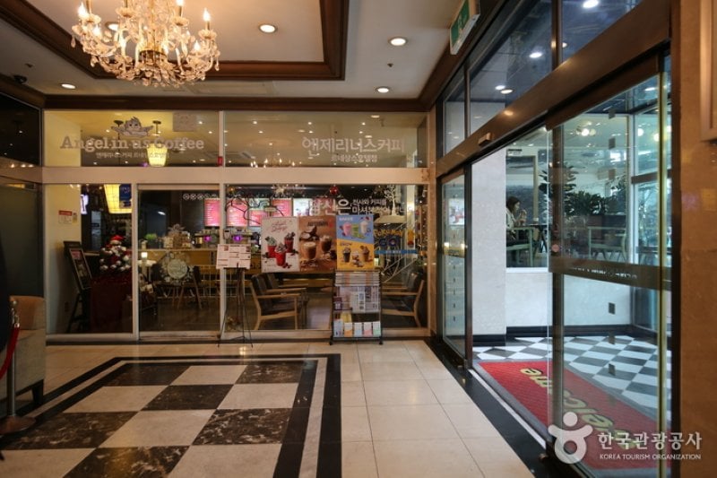 Business Hotel Renaissance (비즈니스 호텔 르네상스 호텔)[한국관광품질인증/Korea Quality] (20/34)