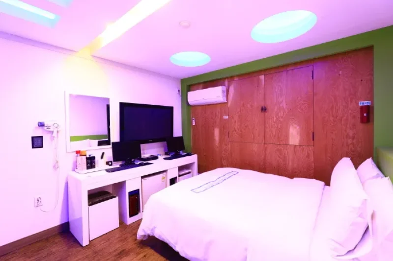 N Motel (THE STAY HOTEL) (더스테이호텔) [한국관광품질인증/Korea Quality] (11/12)
