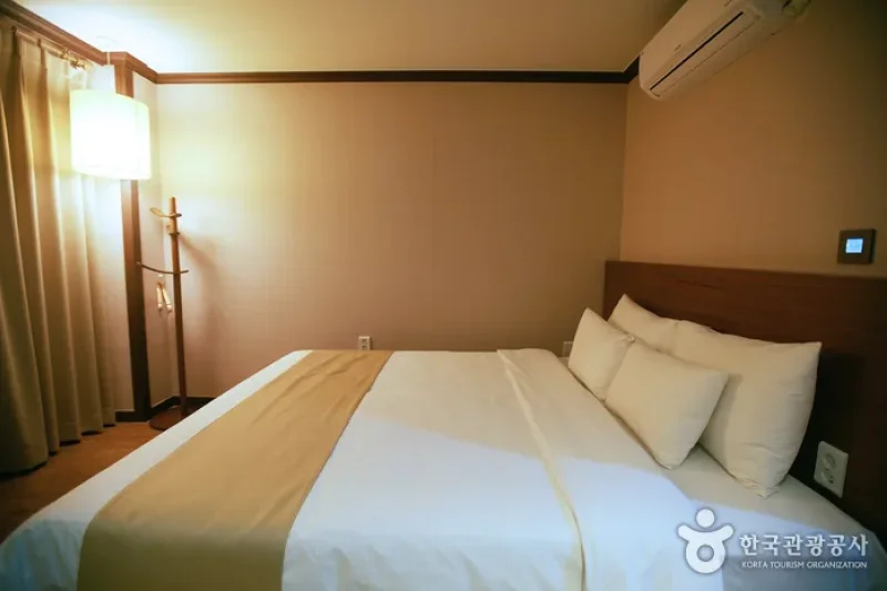Jeonju Yihua Hotel (전주 이화호텔)[한국관광품질인증제/ Korea Quality] (4/15)