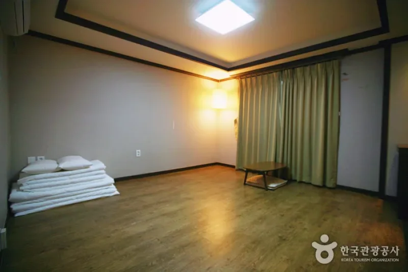 Jeonju Yihua Hotel (전주 이화호텔)[한국관광품질인증제/ Korea Quality] (9/15)