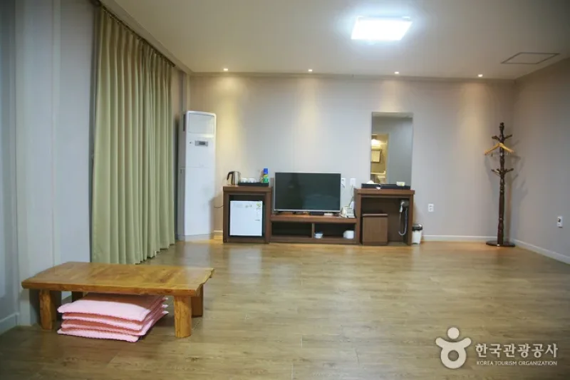 Jeonju Yihua Hotel (전주 이화호텔)[한국관광품질인증제/ Korea Quality] (14/15)