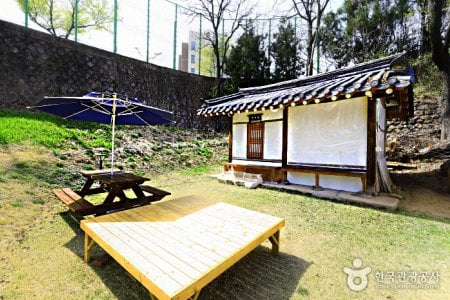 Old Guam Seowon (옛 구암서원)[한국관광품질인증/Korea Quality]