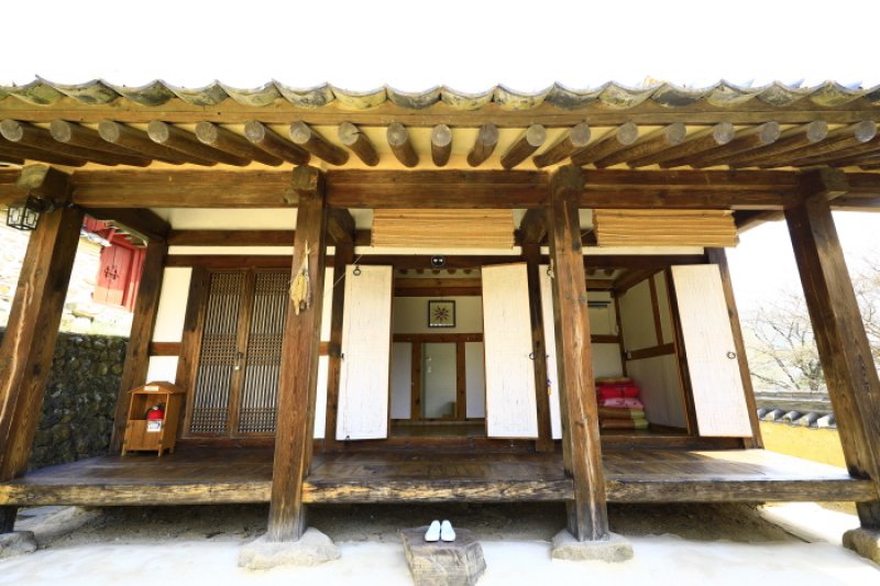 Pyochungjae Korean Culture Experience Hall (표충재 전통체험관)[한국관광품질인증/Korea Quality] (3/13)