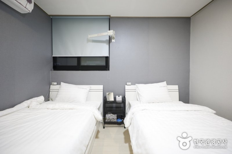 O Guest & Mini Hotel (오게스트 앤 미니호텔)[한국관광품질인증제/ Korea Quality] (11/16)