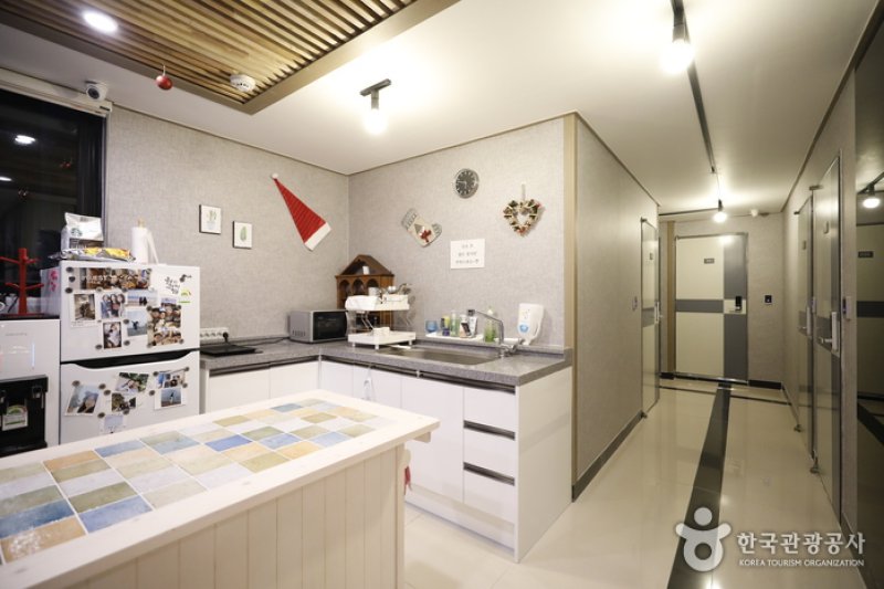 O Guest & Mini Hotel (오게스트 앤 미니호텔)[한국관광품질인증제/ Korea Quality] (16/16)