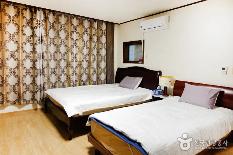 Yebon’s House (예본의집)[한국관광품질인증/Korea Quality] (12/13)