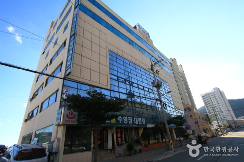 Geojedo Sky Motel (거제도 스카이모텔) (1/5)