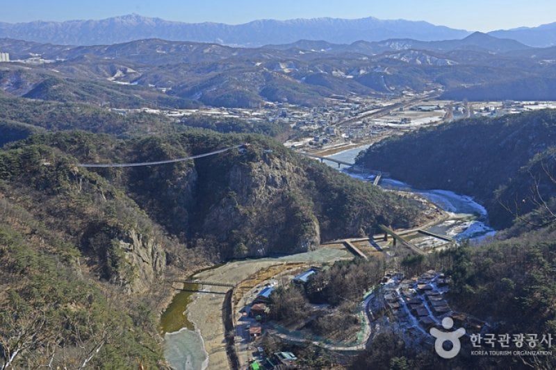Wonju Sogeumsan Mountain Suspension Bridge  (20/23)