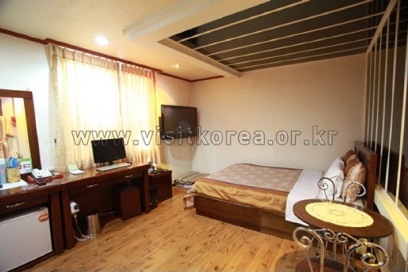 Comodo Motel - Goodstay  (4/10)