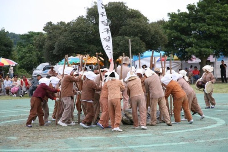 Jeju Seongeup Village Tradition Reenactment Folk Festival  (7/7)