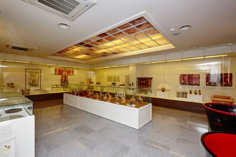Daeseung Hanji Village & Hanok Traditional Culture Experience Center (대승한지마을한옥전통문화체험관) [한국관광품질인증제/ Korea Quality] (1/19)