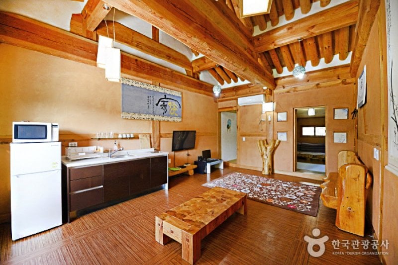 Paroho Hanok Pension (파로호한옥펜션) [한국관광품질인증제/ Korea Quality] (8/32)