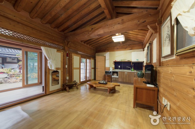 Mopyeongheon House (모평헌)[한국관광품질인증제/ Korea Quality]