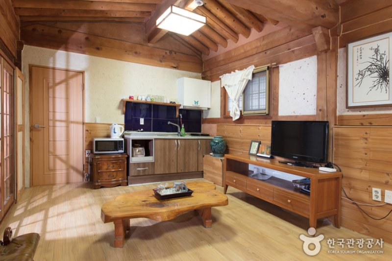 Mopyeongheon House (모평헌)[한국관광품질인증제/ Korea Quality]