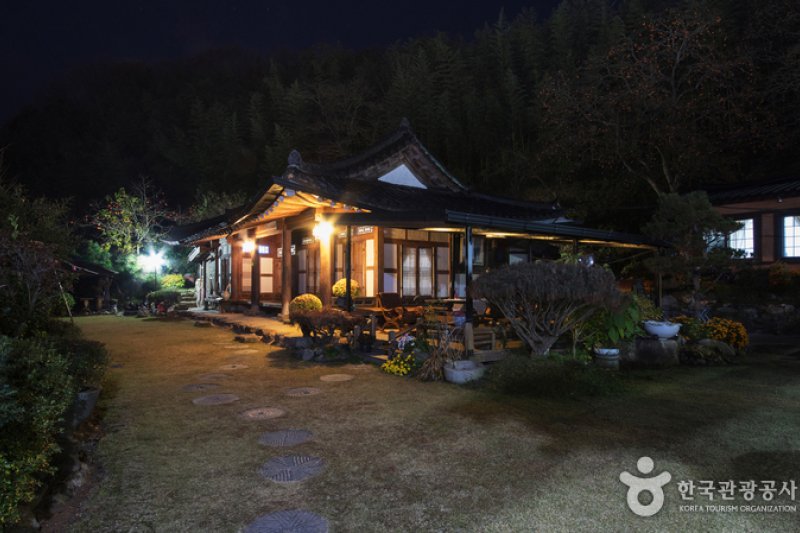 Mopyeongheon House (모평헌)[한국관광품질인증제/ Korea Quality]
