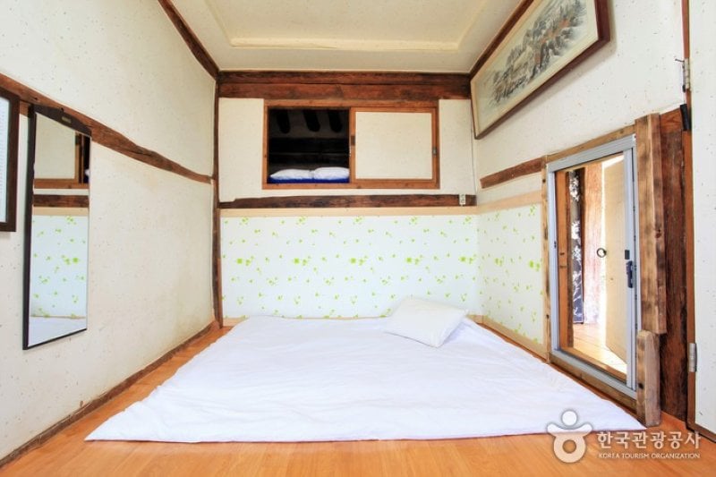 Suncheonman Bay Haeryongseong Fortress Gotaek (Old House) (순천만해룡성고택)[한국관광품질인증/Korea Quality] (4/41)