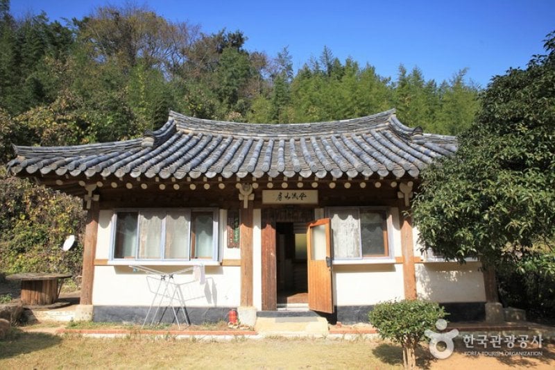 Suncheonman Bay Haeryongseong Fortress Gotaek (Old House) (순천만해룡성고택)[한국관광품질인증/Korea Quality] (14/41)