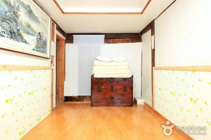 Suncheonman Bay Haeryongseong Fortress Gotaek (Old House) (순천만해룡성고택)[한국관광품질인증/Korea Quality] (18/41)