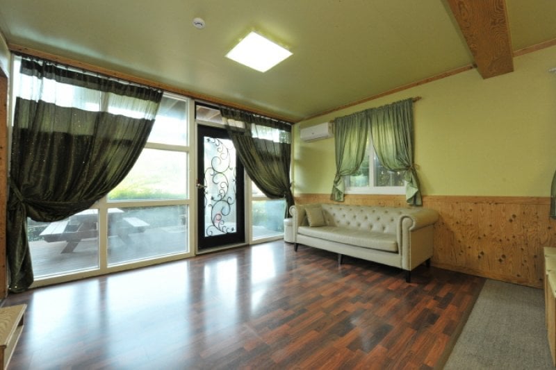 Underwind Tourist Farm  (바람아래관광농원) [한국관광품질인증제/ Korea Quality] (12/31)