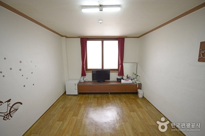 Daelim Hotel (대림호텔)[한국관광품질인증제/ Korea Quality] (13/14)