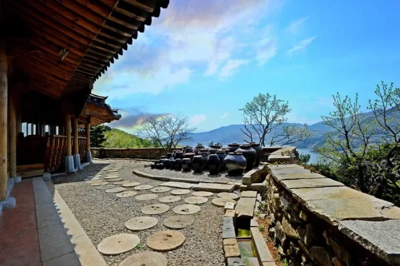 Yetmasil Pension (옛마실펜션)[한국관광품질인증제/ Korea Quality] (5/22)