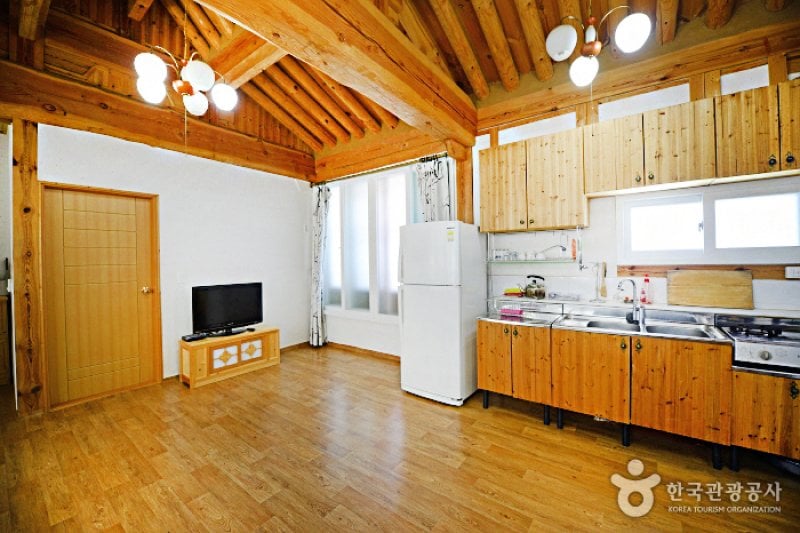 Hwacheon Hanok School (화천한옥학교)[한국관광품질인증제/ Korea Quality] (3/12)