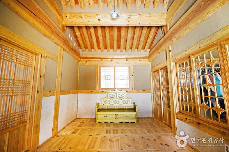 Hwacheon Hanok School (화천한옥학교)[한국관광품질인증제/ Korea Quality] (6/12)