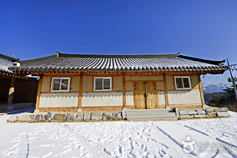 Hwacheon Hanok School (화천한옥학교)[한국관광품질인증제/ Korea Quality] (10/12)