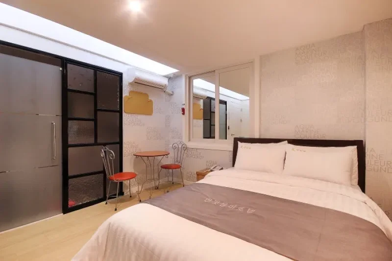 Firefly Motel (반딧불이모텔) [한국관광품질인증제/ Korea Quality] (7/39)