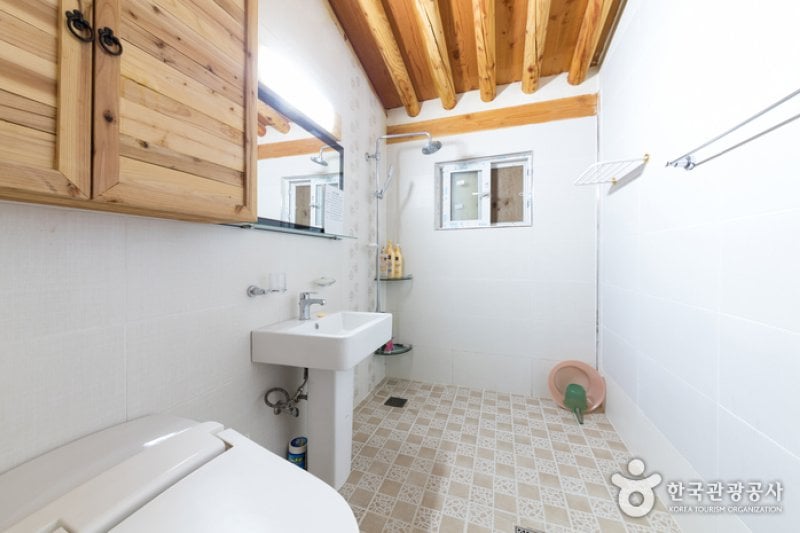 Mureungdonwon Hanok Guesthouse (Janyeonae Hanok Guesthouse) (무릉도원한옥집(자연애 한옥집))[한국관광품질인증제/ Korea Quality] (9/15)