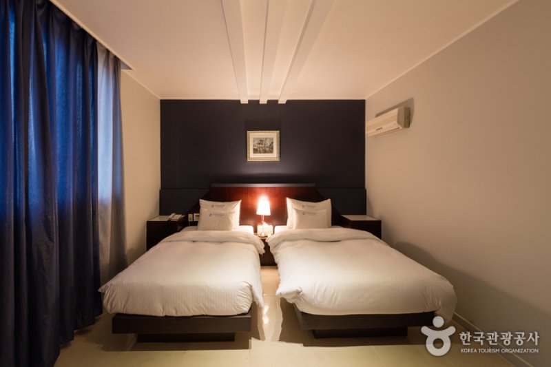 Charman Hotel (샤르망호텔)[한국관광품질인증제/ Korea Quality] (11/15)
