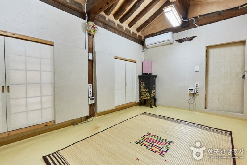 Yangsodang House (안동김씨종택 양소당)[한국관광품질인증제/ Korea Quality] (12/13)