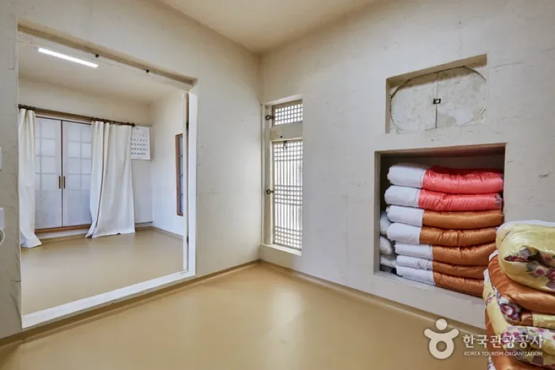 The Old House of Mansan (만산고택) (10/22)