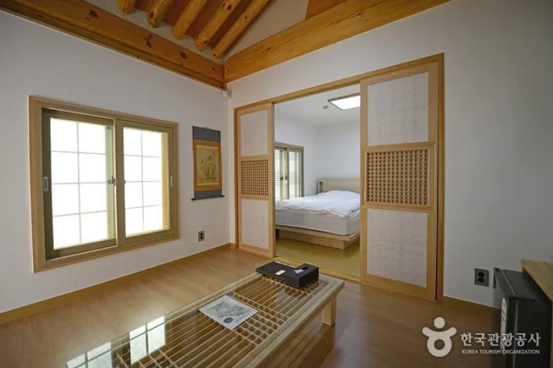 Gangneung City Hall (Gangneung Ojuk Hanok Village) (강릉시청(강릉오죽한옥마을))[한국관광품질인증제/ Korea Quality] (6/13)