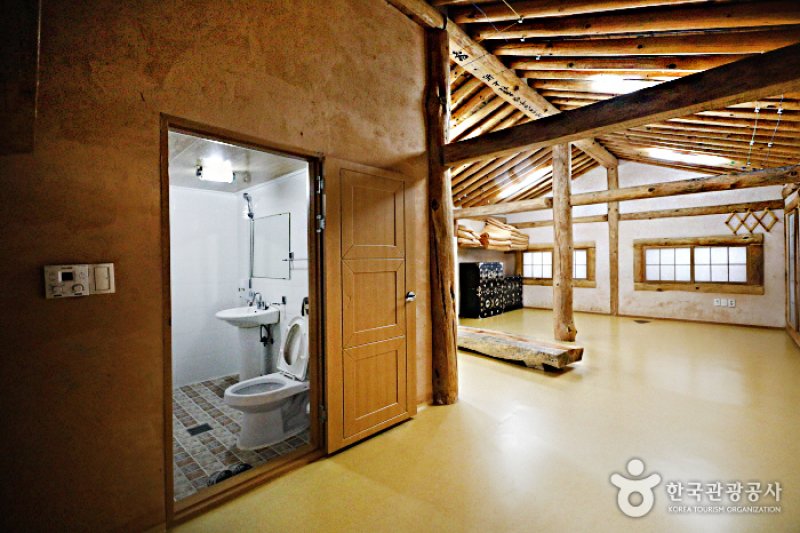 Gyeongju Hanok Pension Gutoran (경주한옥펜션 구토란)[한국관광품질인증제/ Korea Quality] (9/9)