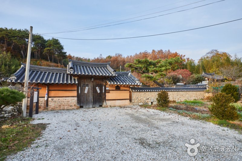 The Old House of Jeong Clan in Woomyeong-ri (Hyo-ri House) (우명리 정씨고가(효리댁))[한국관광품질인증/Korea Quality] (10/13)